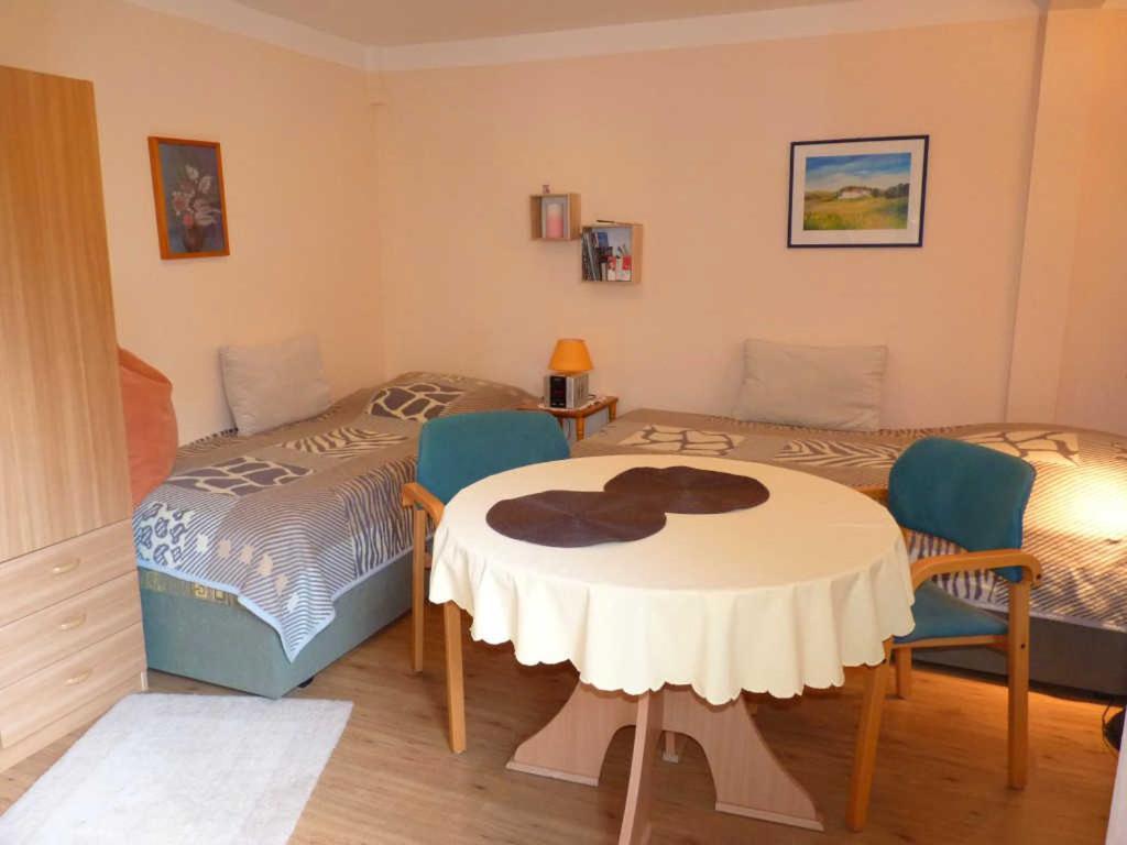 Ferienwohnung "Innenhof" Objekt Id 12134-5 Waren  Buitenkant foto